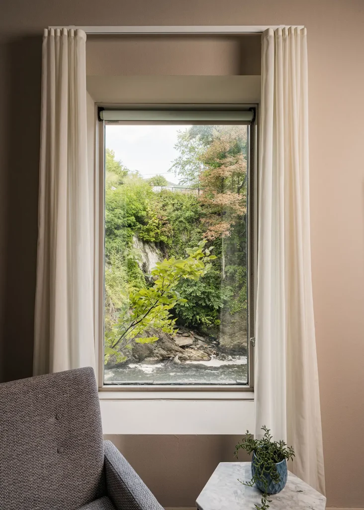 1 br sutie web detail